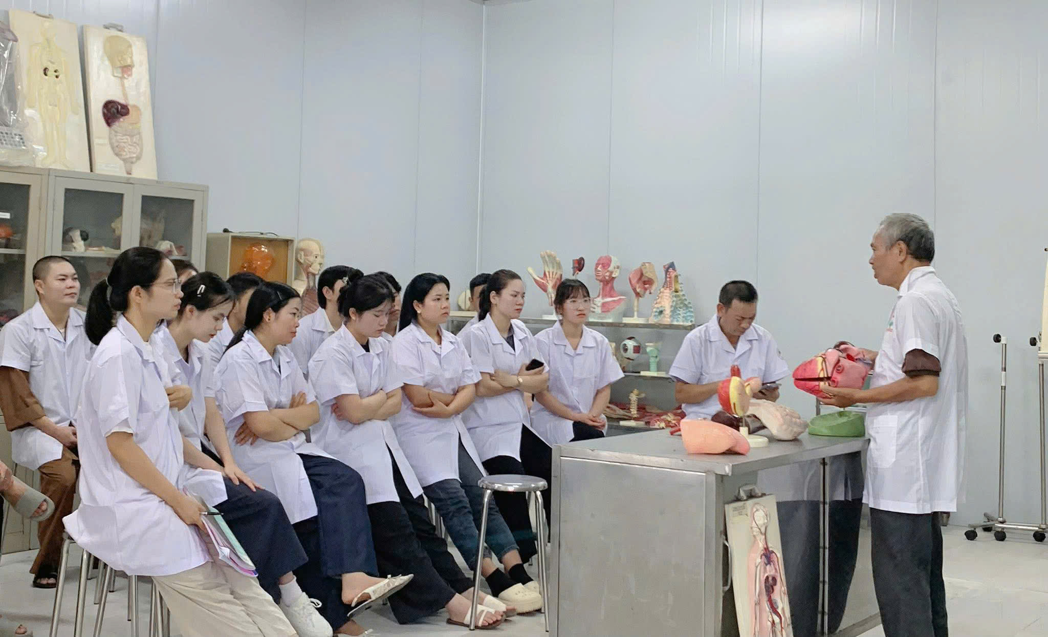 DƯỢC SỸ